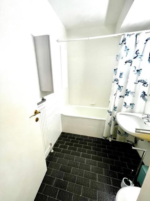 Ganze Ferienwohnung In Top Lage Mit Loggia كلاغنفورت المظهر الخارجي الصورة